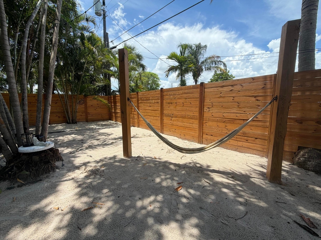 829 Macy Street - Photo 19