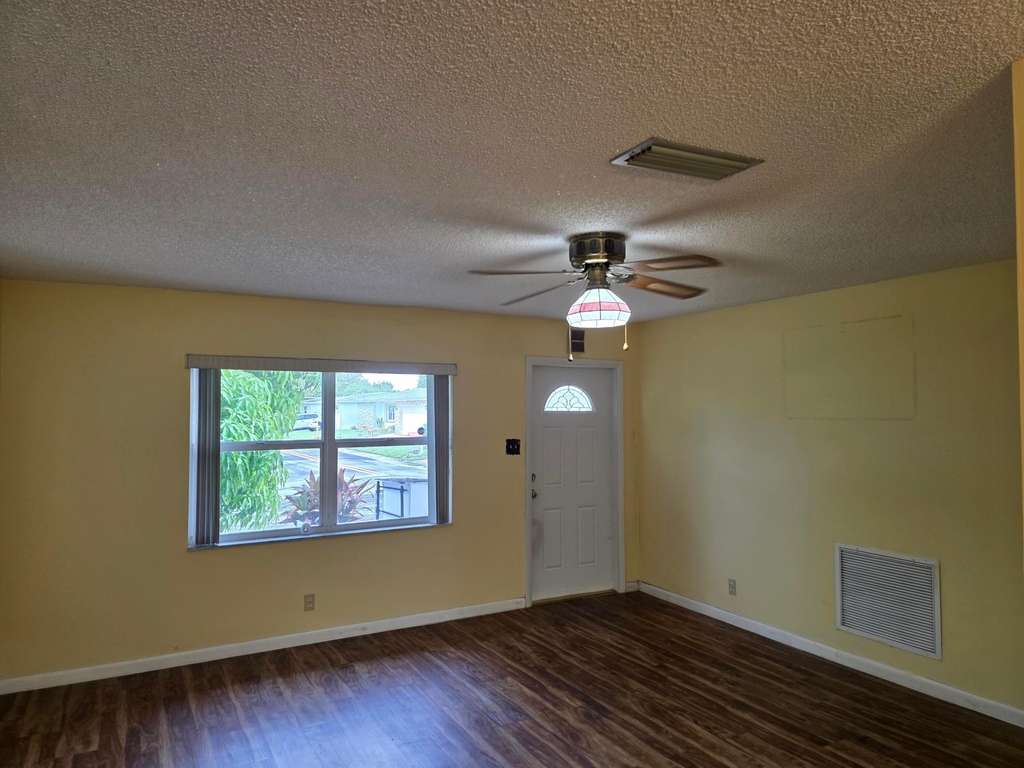 7195 Nw 9th Court - Photo 22
