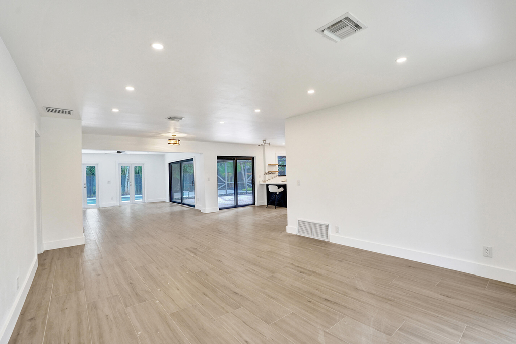1250 Sw 4th Street - Photo 6