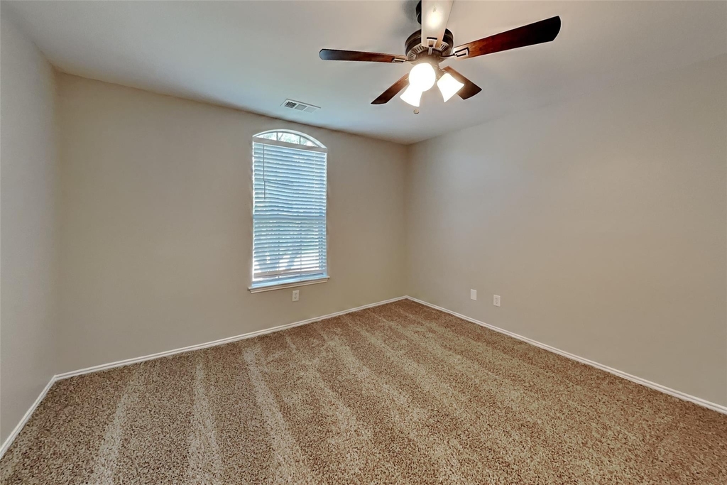 2839 Park Place Drive - Photo 13