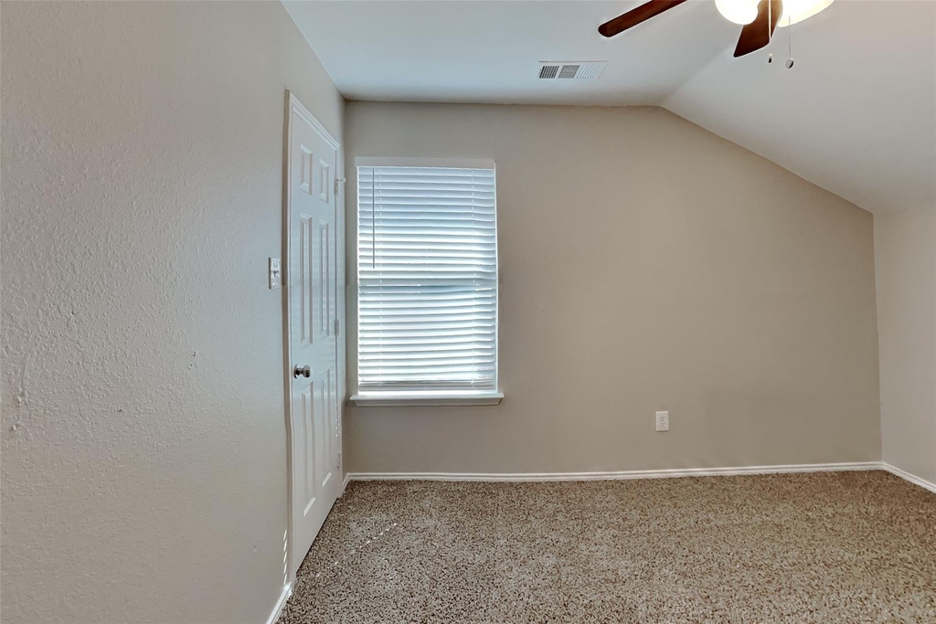 2839 Park Place Drive - Photo 11