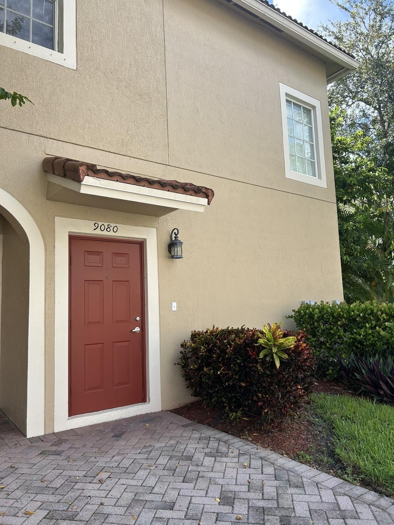 9080 Preston Place - Photo 1