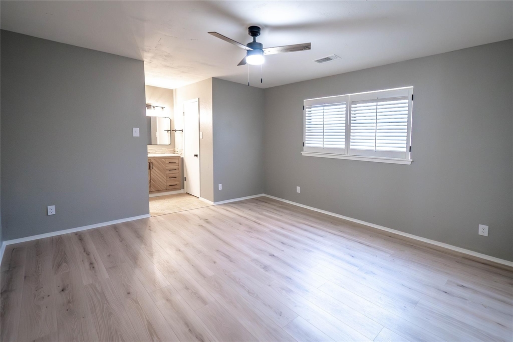 1333 Friars Street - Photo 38