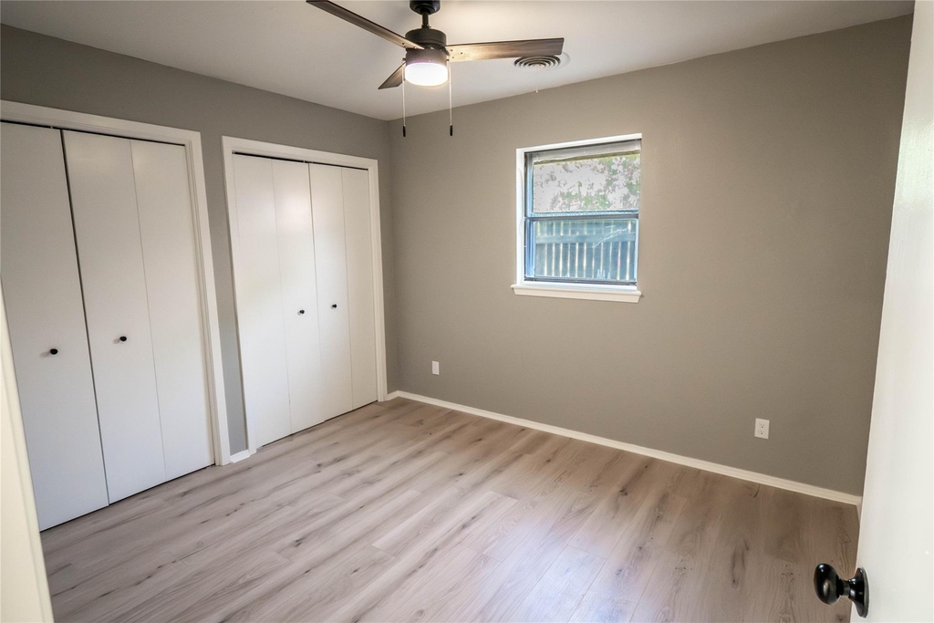 1333 Friars Street - Photo 17
