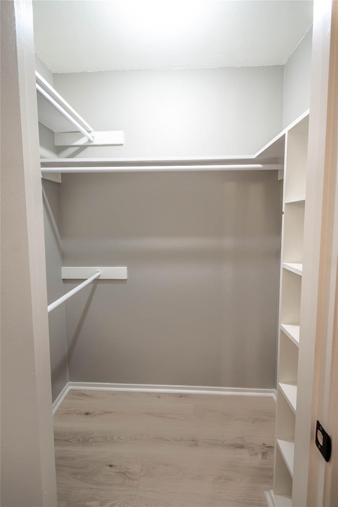 1333 Friars Street - Photo 27