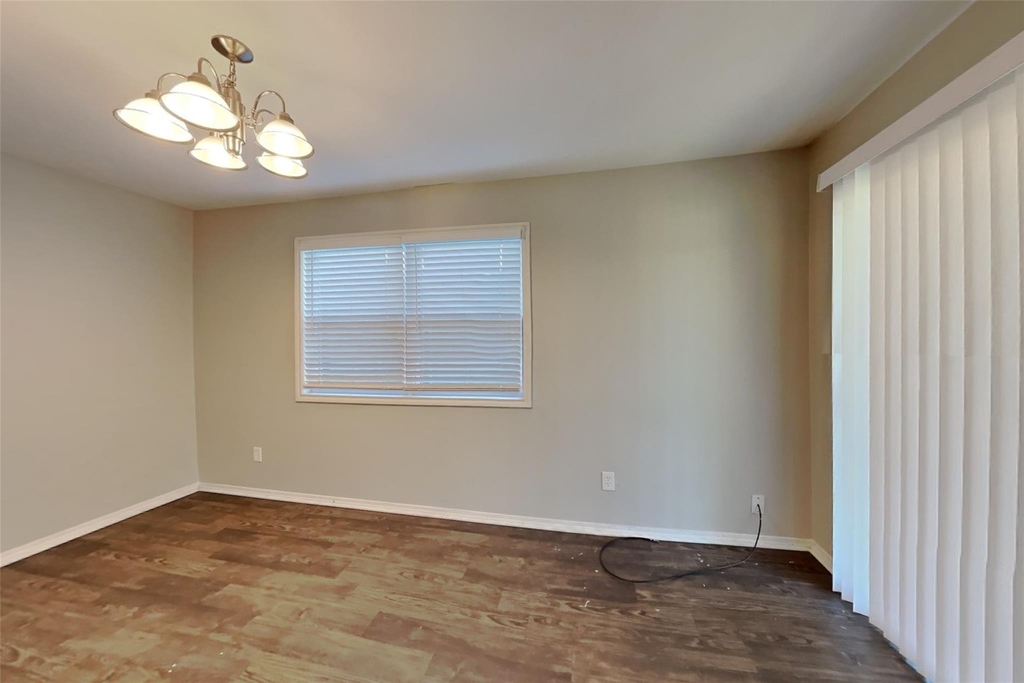 845 Whitehall Drive - Photo 5