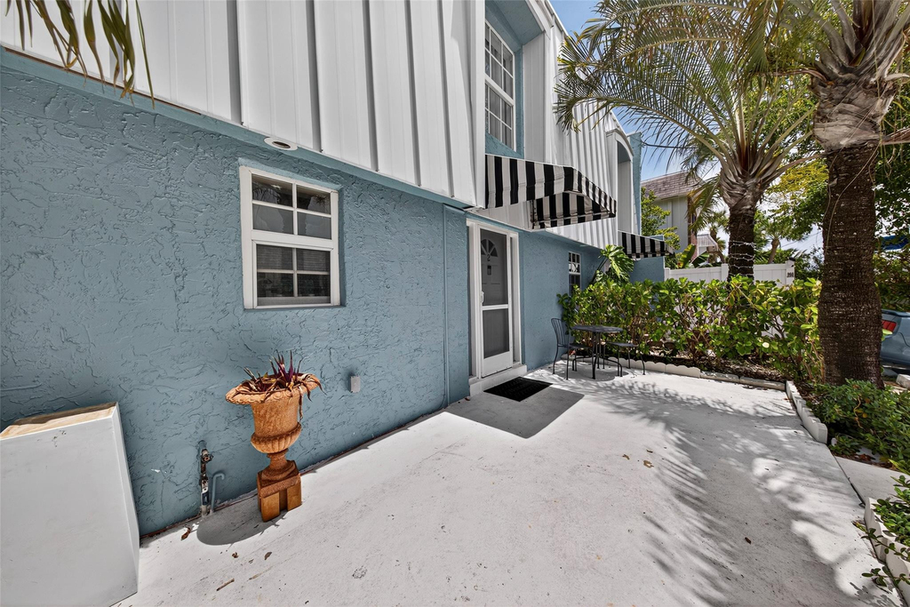 2708 Ne 14th Street Causeway - Photo 78