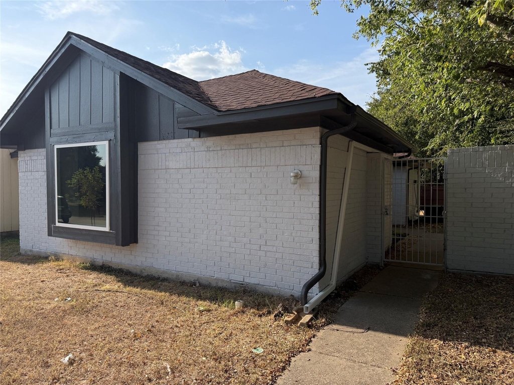 10231 Ridge Oak Street - Photo 1