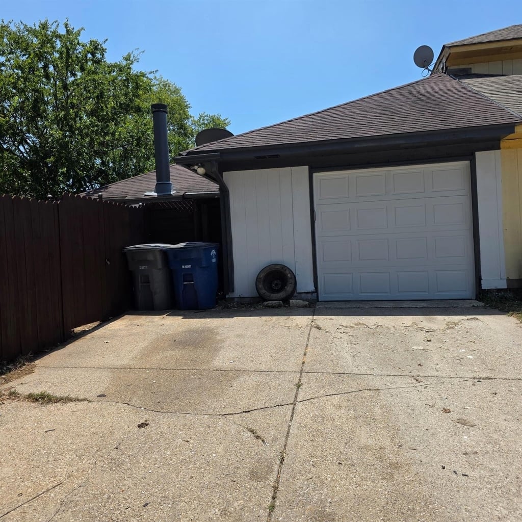 10231 Ridge Oak Street - Photo 15