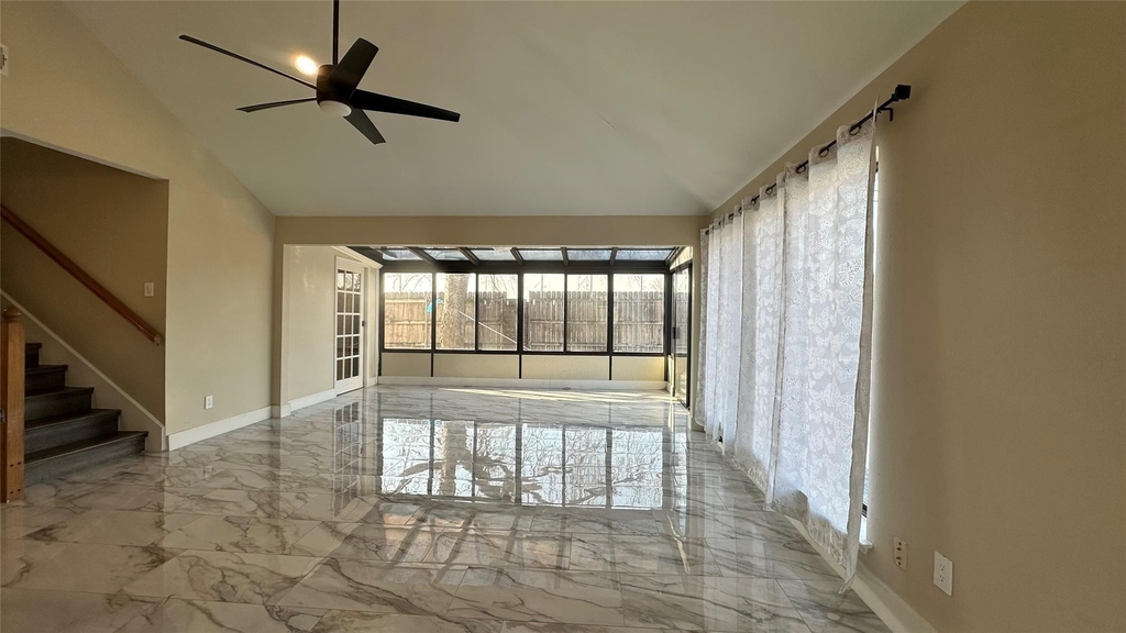 3925 Capricorn Court - Photo 23