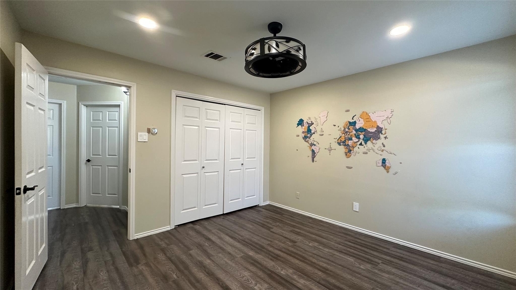 3925 Capricorn Court - Photo 36
