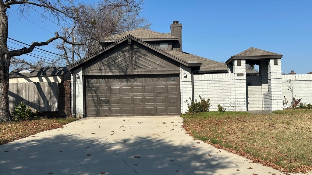 3925 Capricorn Court - Photo 1