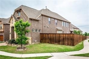 4417 Keokuk Drive - Photo 1