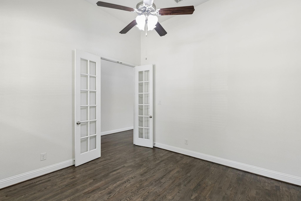 400 Warwick Boulevard - Photo 25
