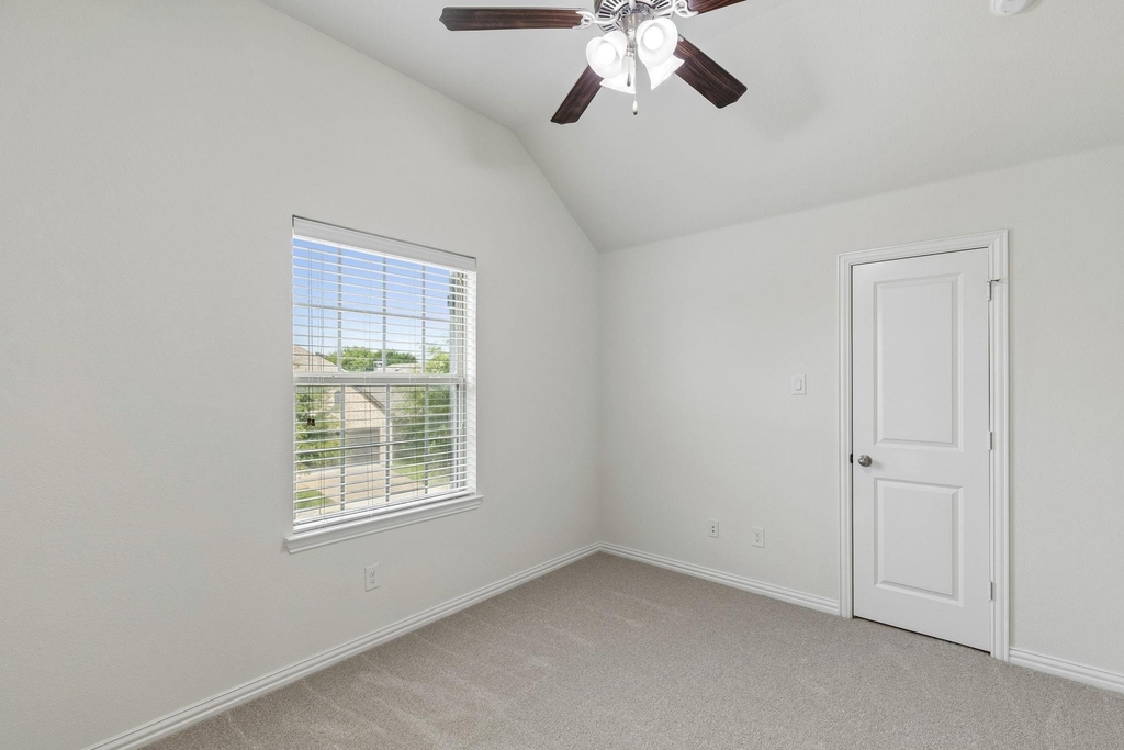 400 Warwick Boulevard - Photo 31
