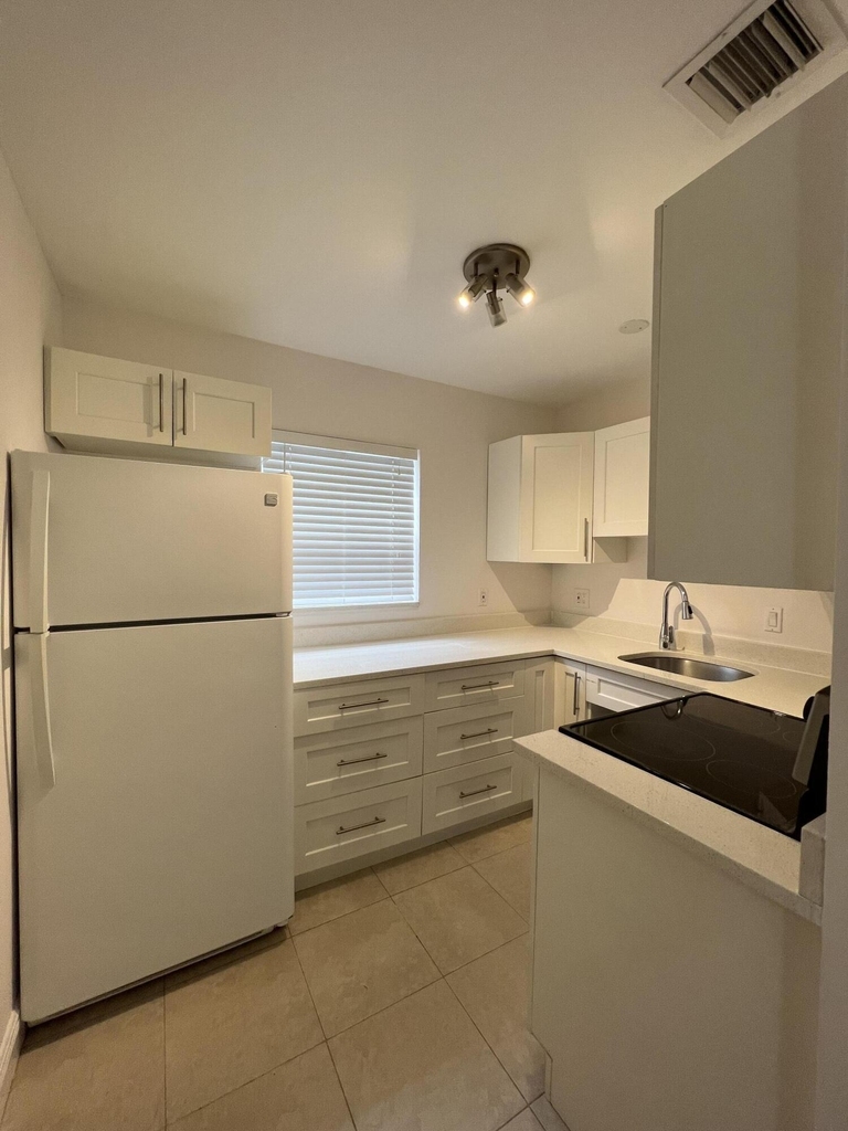 508 57th Street - Photo 5
