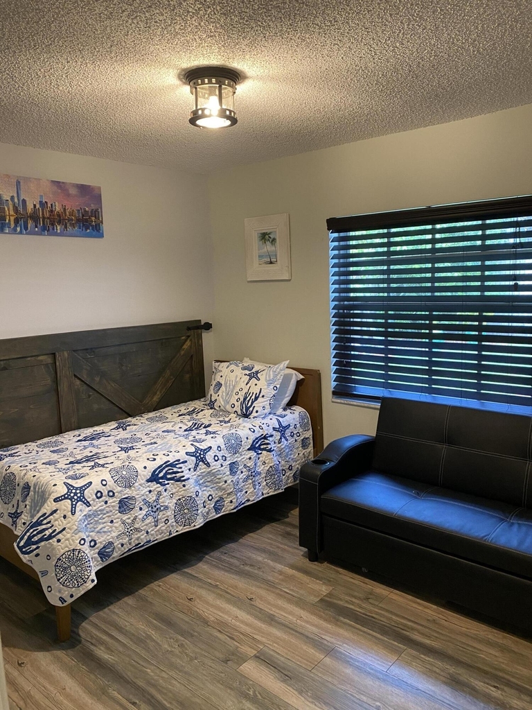 19131 Fairlawn Way - Photo 15