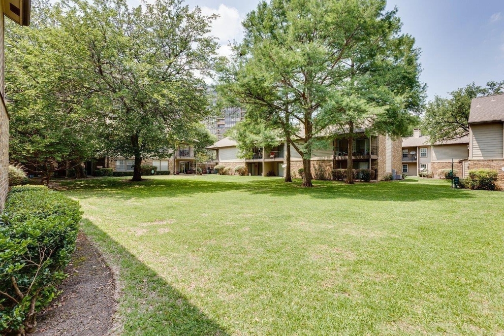 5300 Keller Springs Road - Photo 22