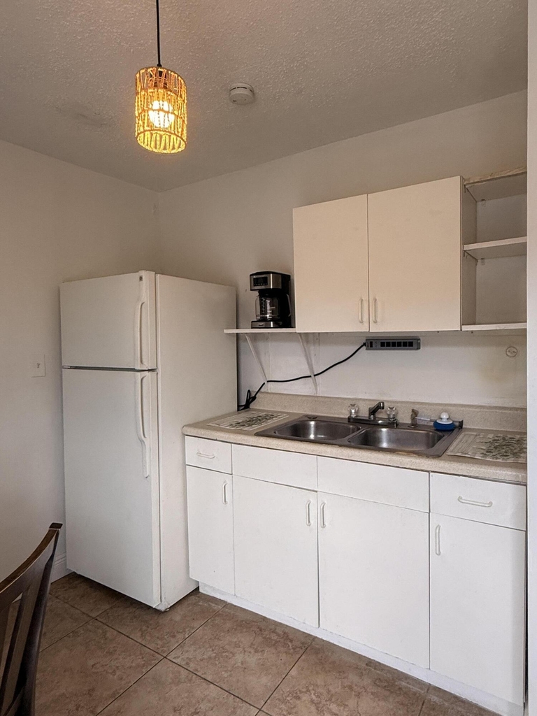 17131 Nw 44th Avenue - Photo 5