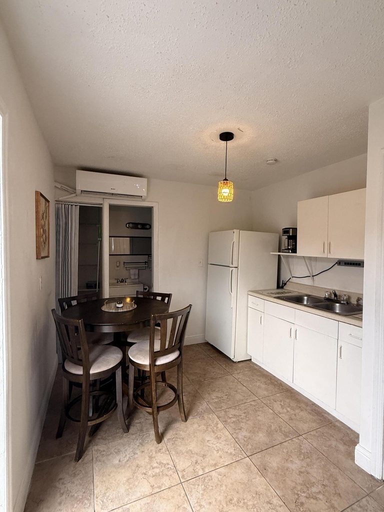 17131 Nw 44th Avenue - Photo 4