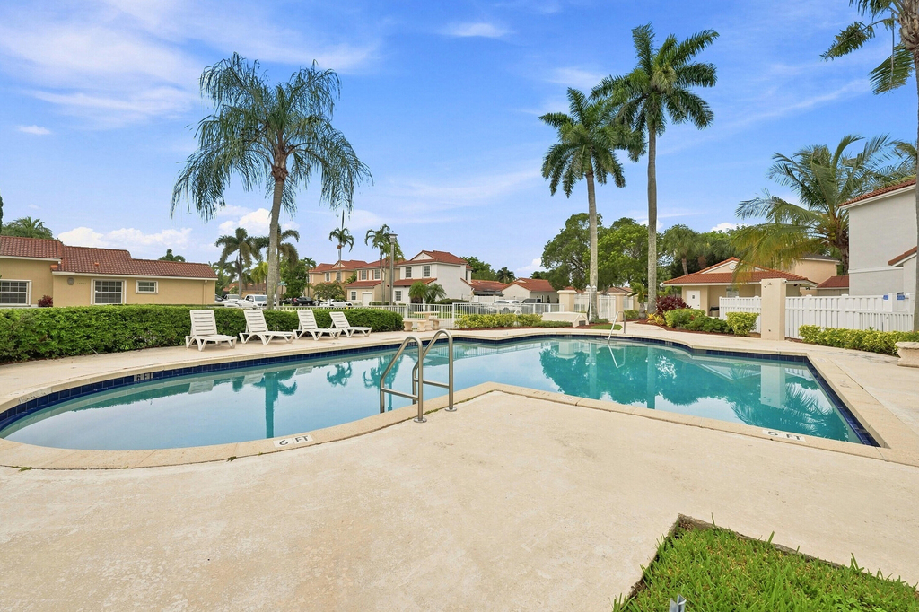 1115 Sw 180th Terrace - Photo 10