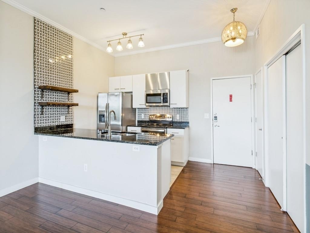 3025 Bryan Street - Photo 5