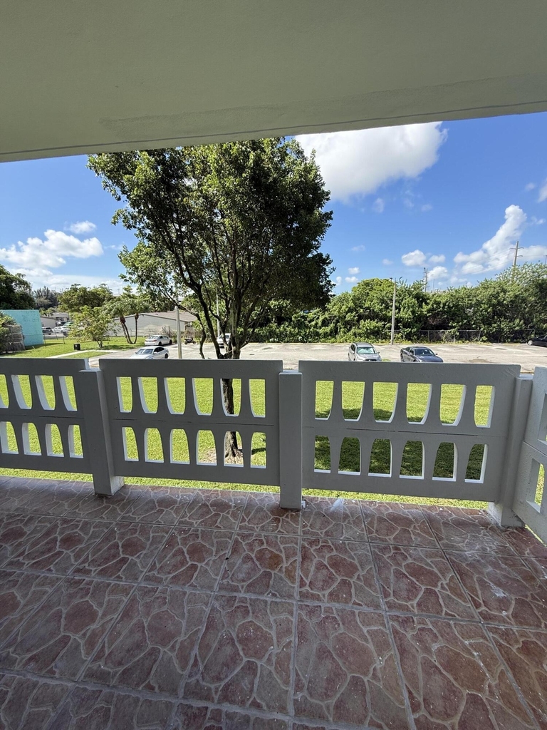 15600 Nw 7th Avenue - Photo 5