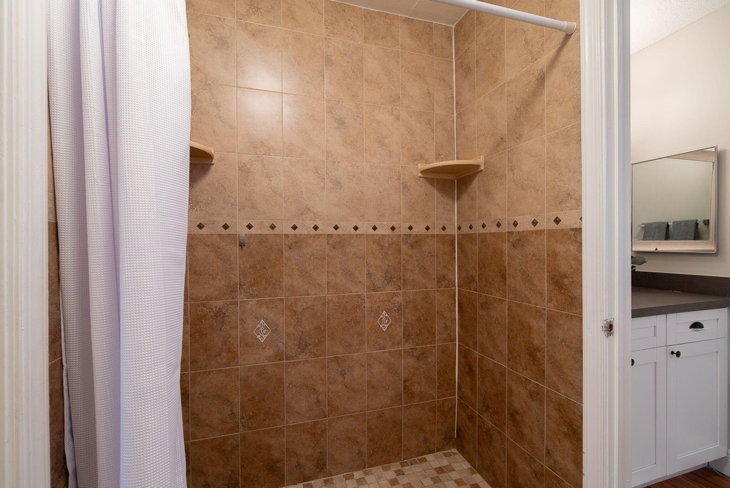 13547 Fountain View Boulevard - Photo 21