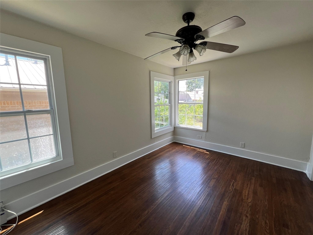 118 N Mckown Avenue - Photo 5