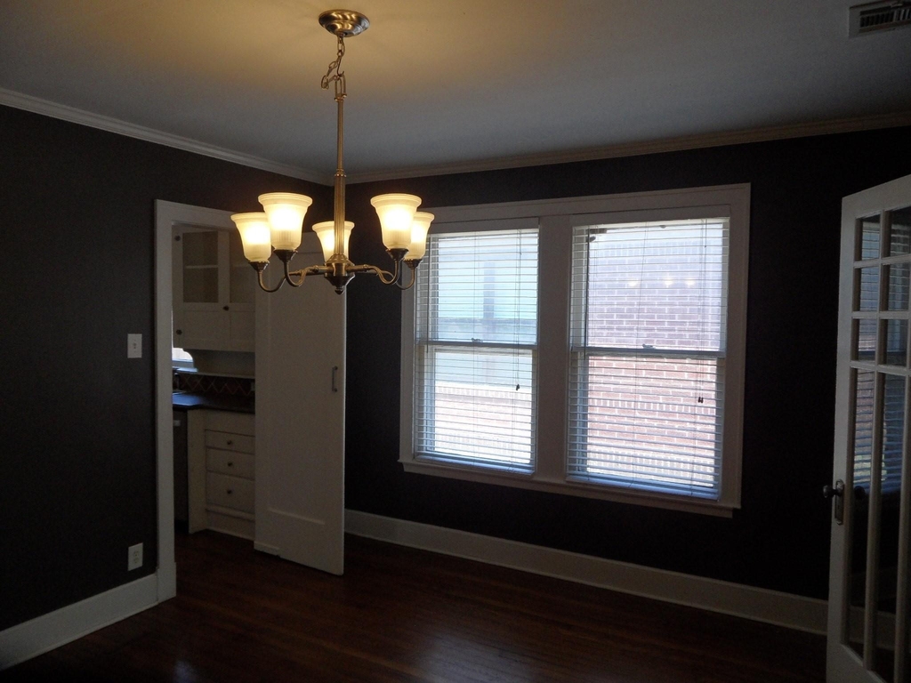 1523 Hollywood Avenue - Photo 9