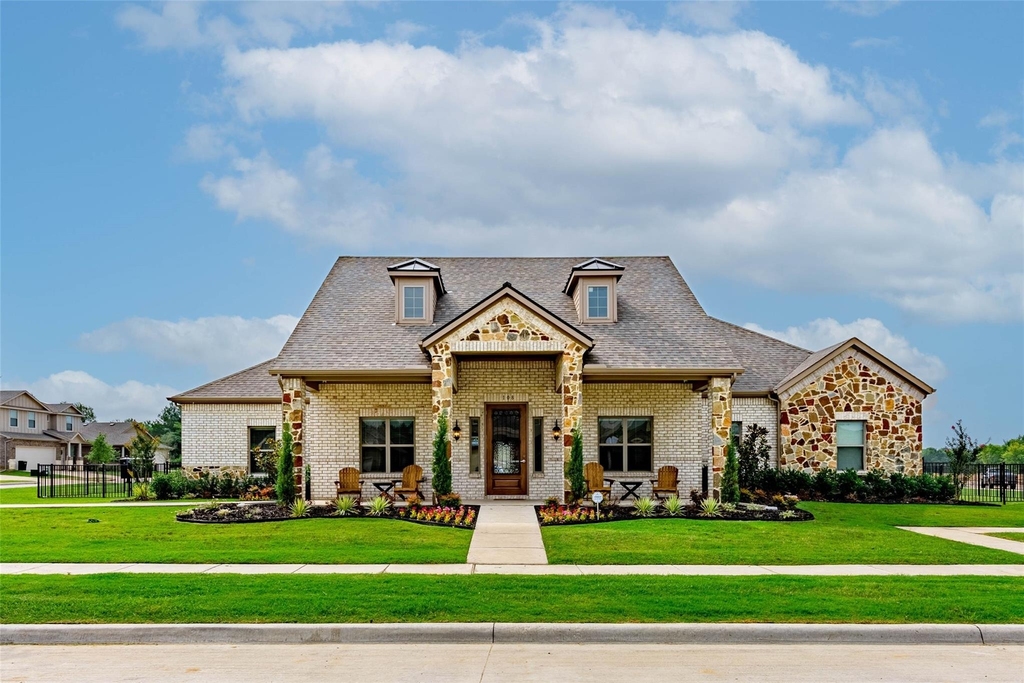313 Woodlands Boulevard - Photo 17