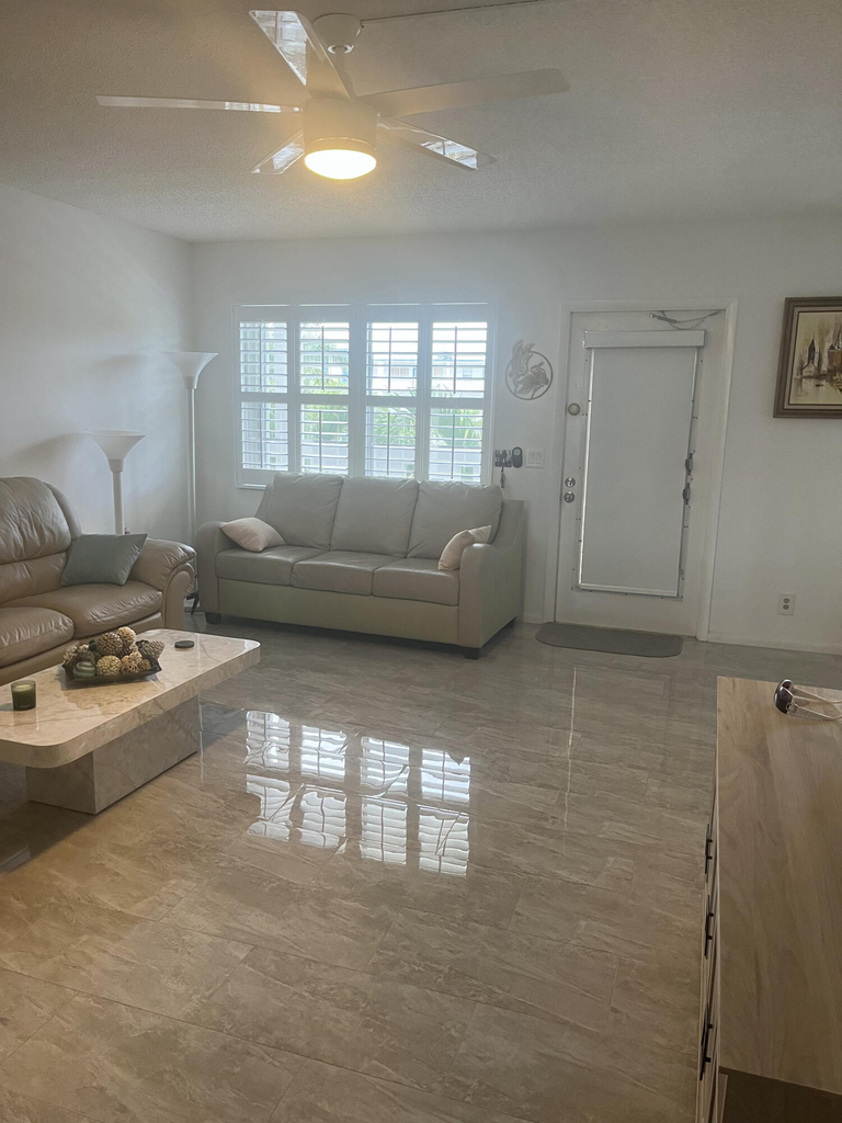 3011 Exeter A - Photo 2