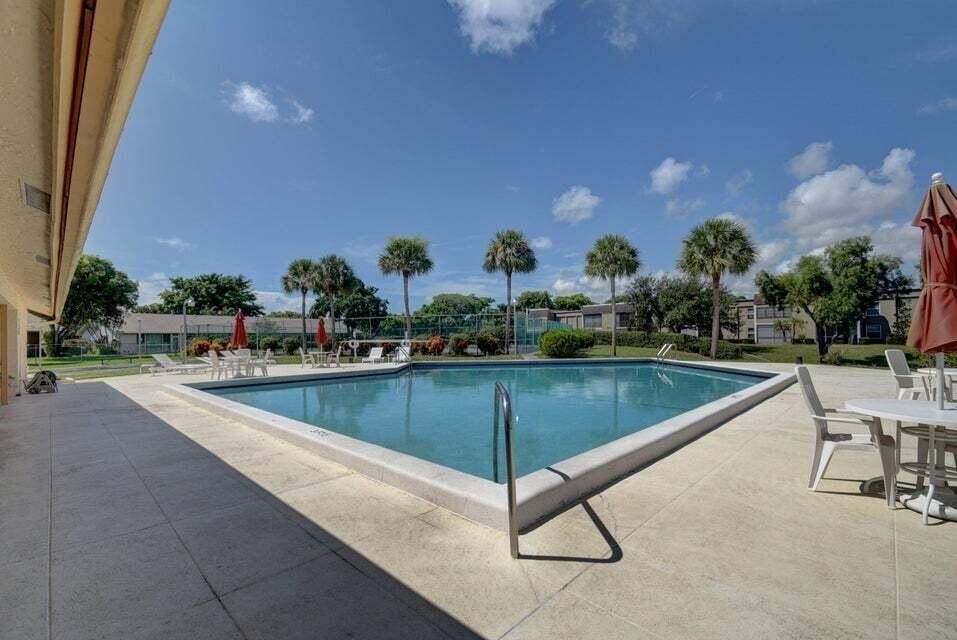 728 Lago Road - Photo 6
