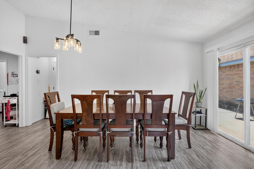 2324 Markland Street - Photo 8