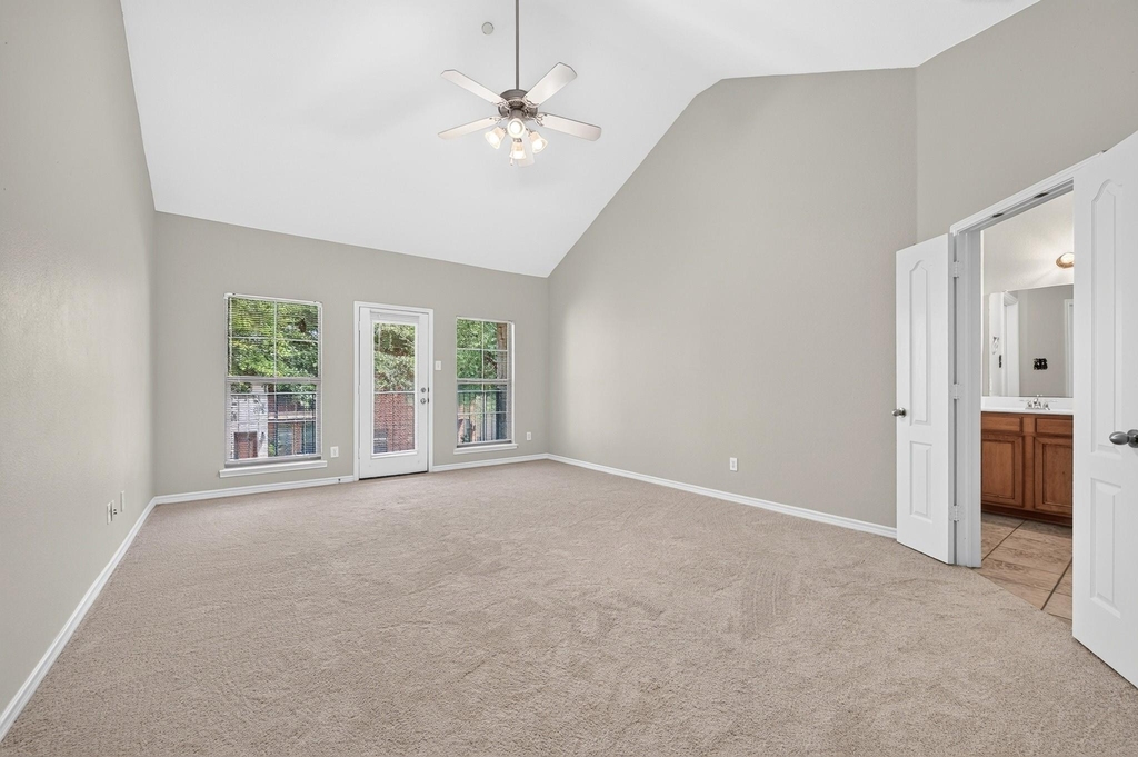 6837 Livorno Lane - Photo 24