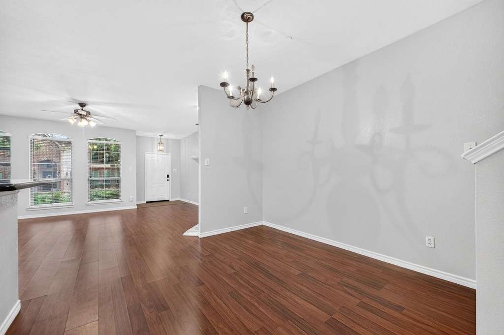 6837 Livorno Lane - Photo 9