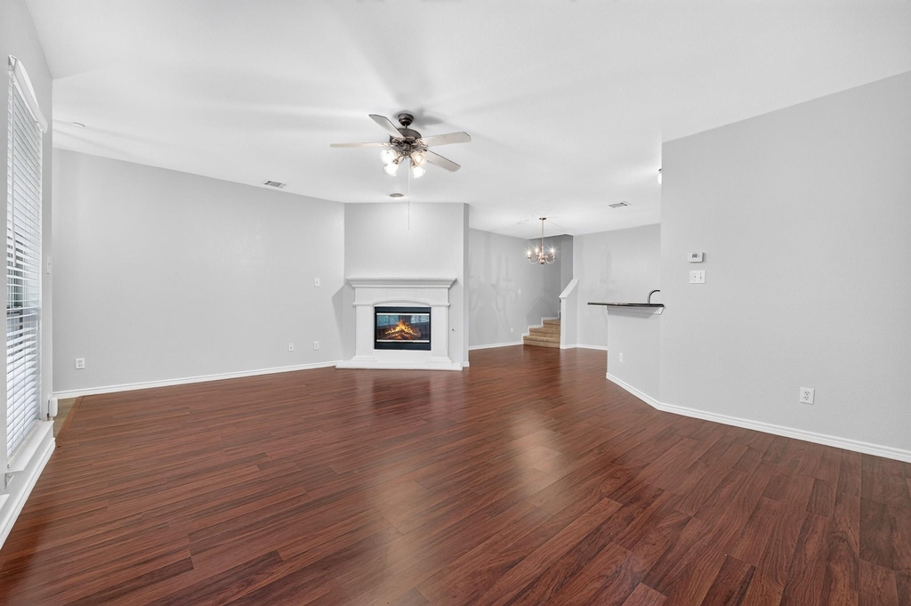 6837 Livorno Lane - Photo 7