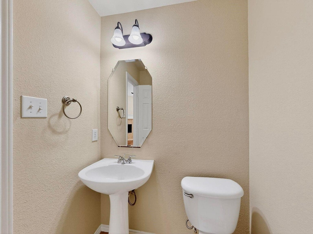 9906 Gessner Drive - Photo 21