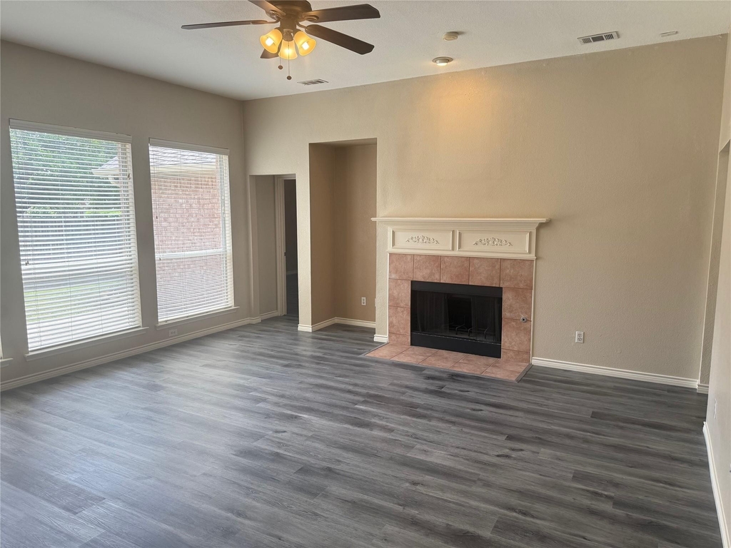 9200 Fairwood Court - Photo 10