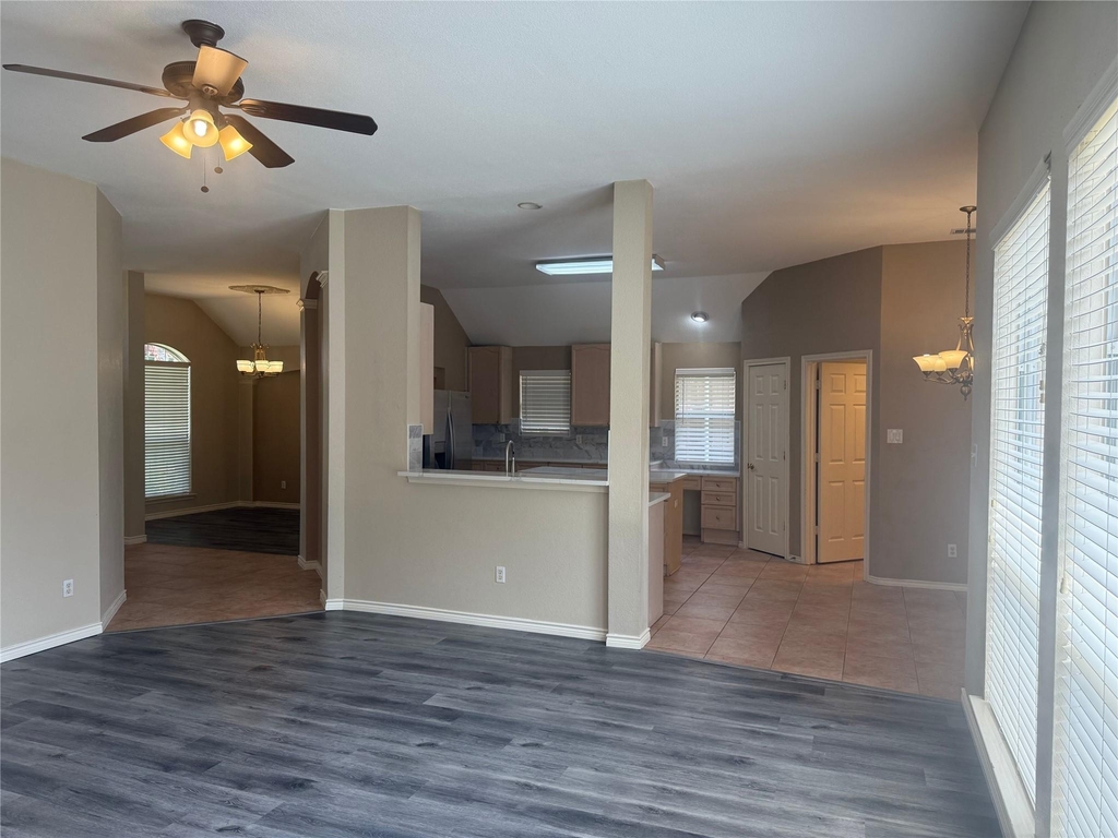 9200 Fairwood Court - Photo 12