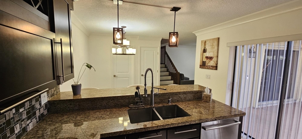11865 Sw 11th Court - Photo 12
