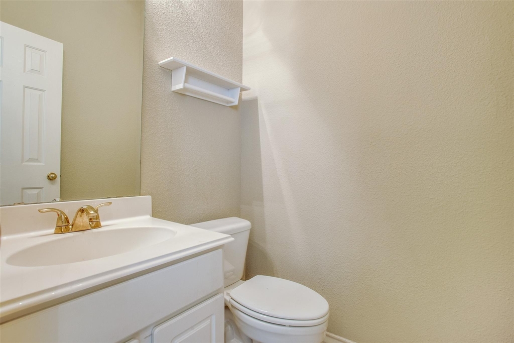 3021 Sawtooth Drive - Photo 8