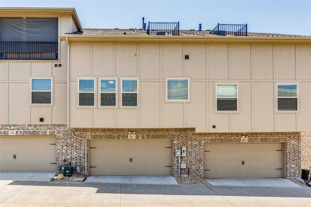 2837 Troutt Drive - Photo 27