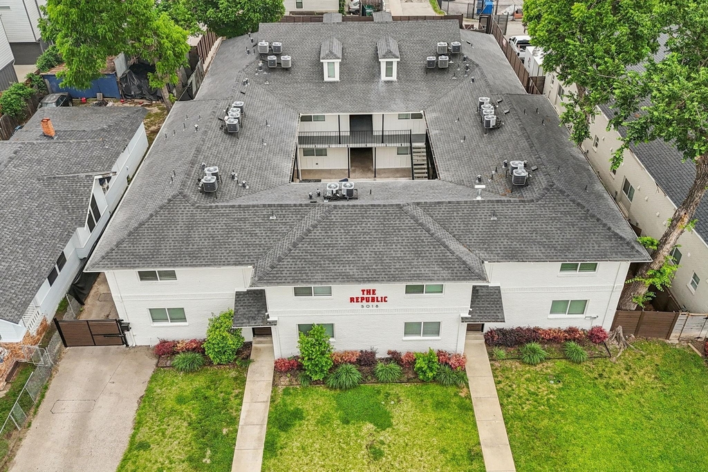 5018 San Jacinto Street - Photo 2
