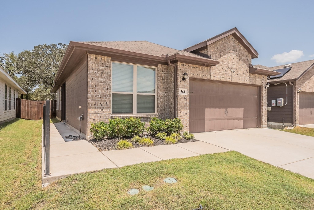 561 Concho Street - Photo 2