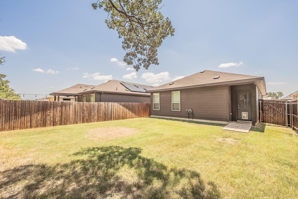 561 Concho Street - Photo 32