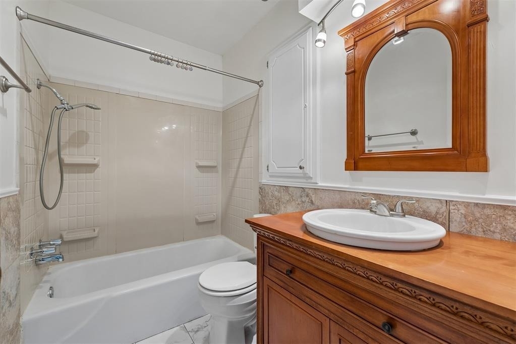 1209 Nw 103rd Street - Photo 10
