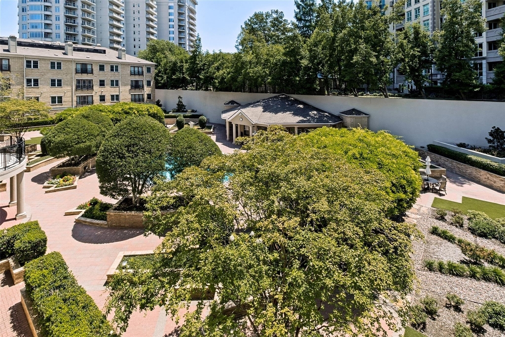 3400 Welborn Street - Photo 18