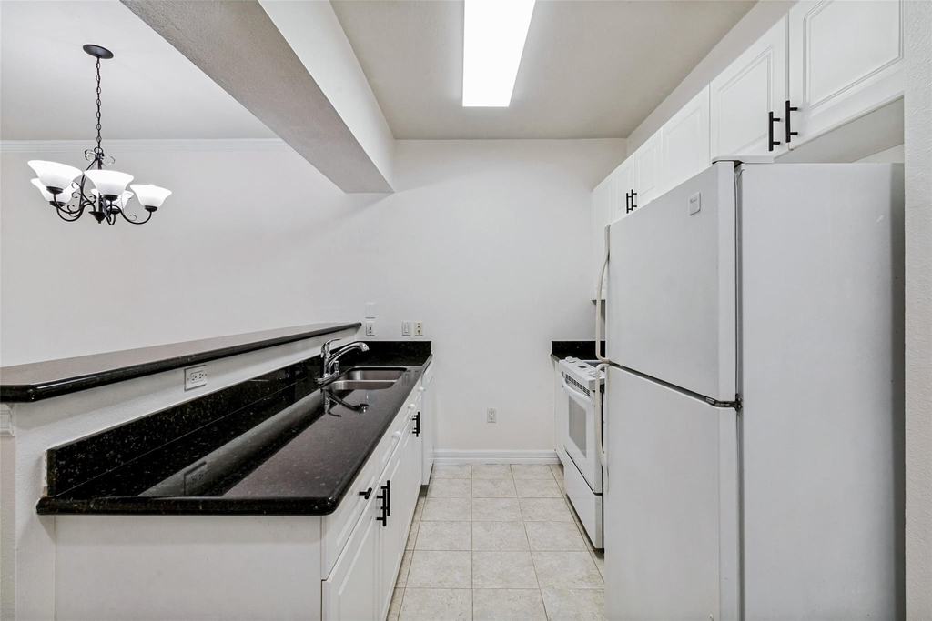 3400 Welborn Street - Photo 12
