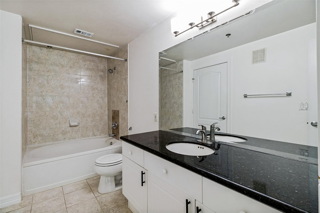 3400 Welborn Street - Photo 16